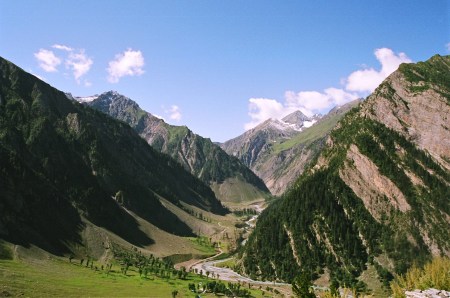 kashmir, on the way out of ladakh