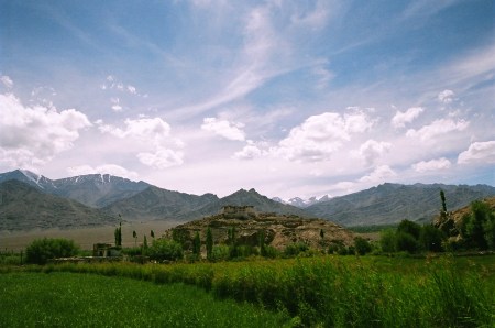 one of the first monasteries i saw as leh came closer and closer